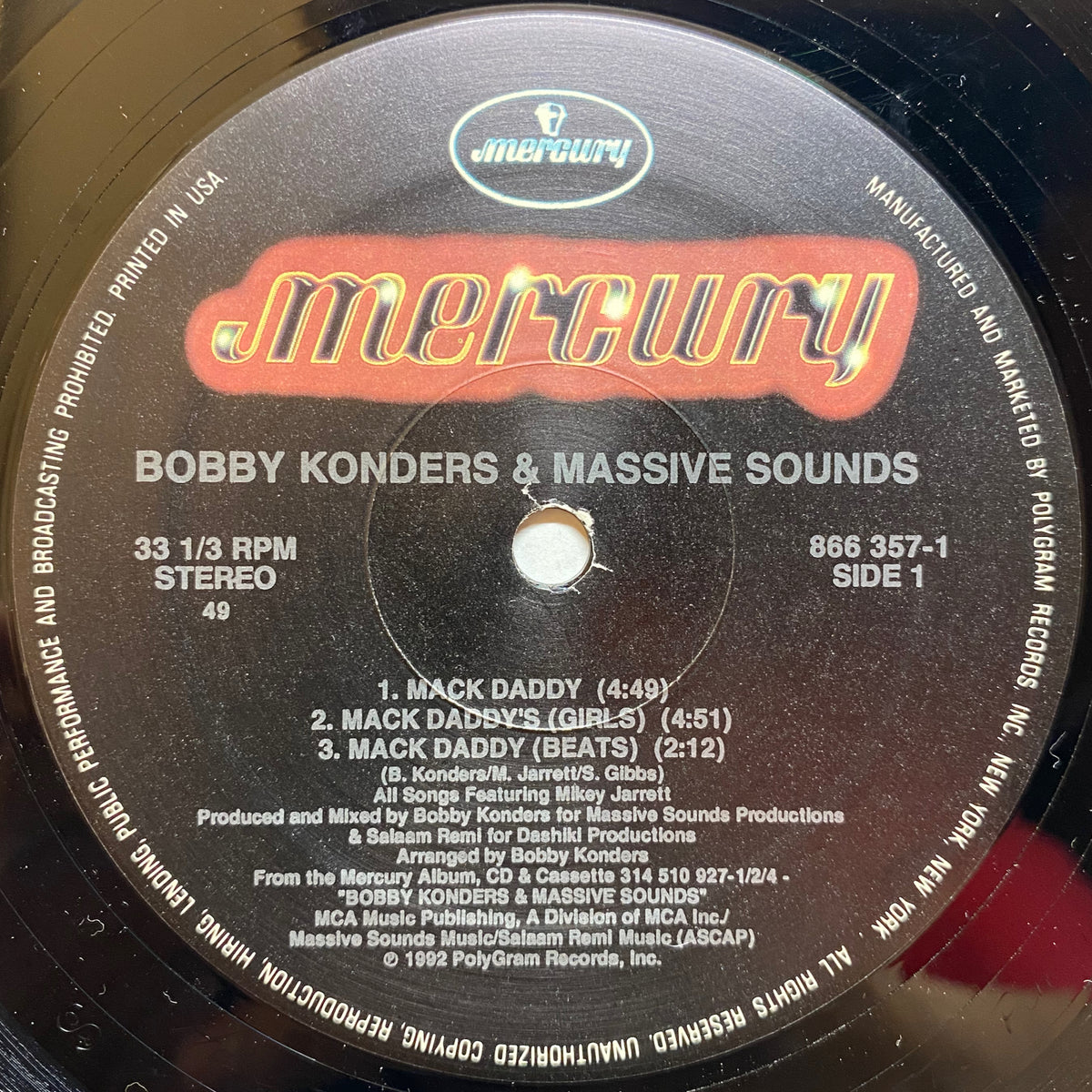 Bobby Konders & Massive Sounds Featuring Mikey Jarrett / Mack 