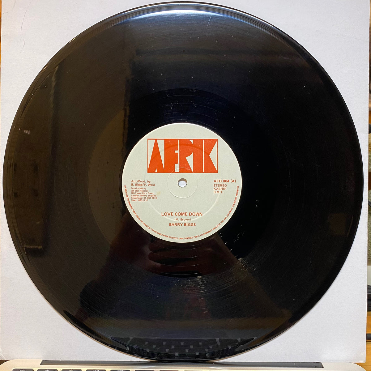 Barry Biggs / Love Come Down | VINYL7 RECORDS