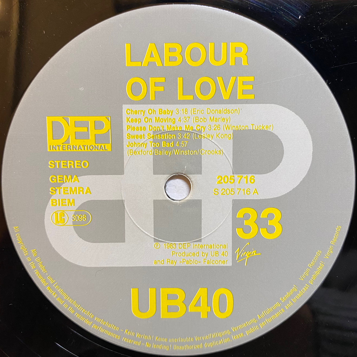 UB40 / Labour Of Love | VINYL7 RECORDS